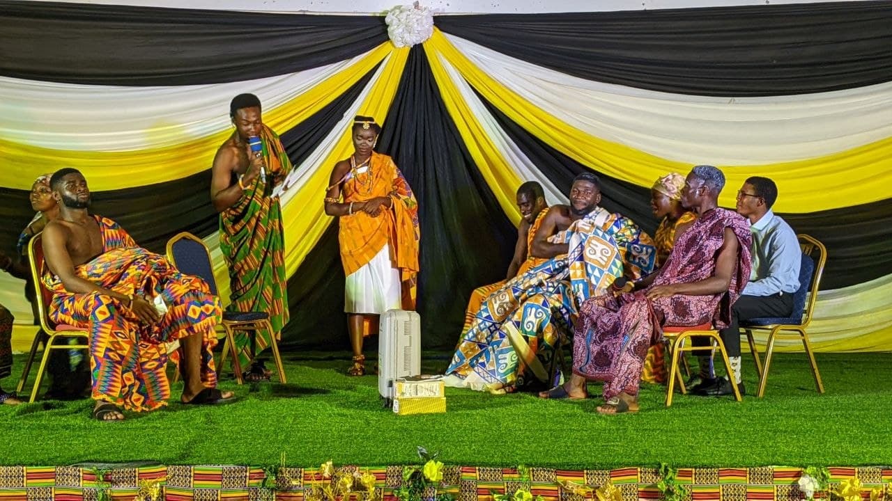 Dialogue on the Stage